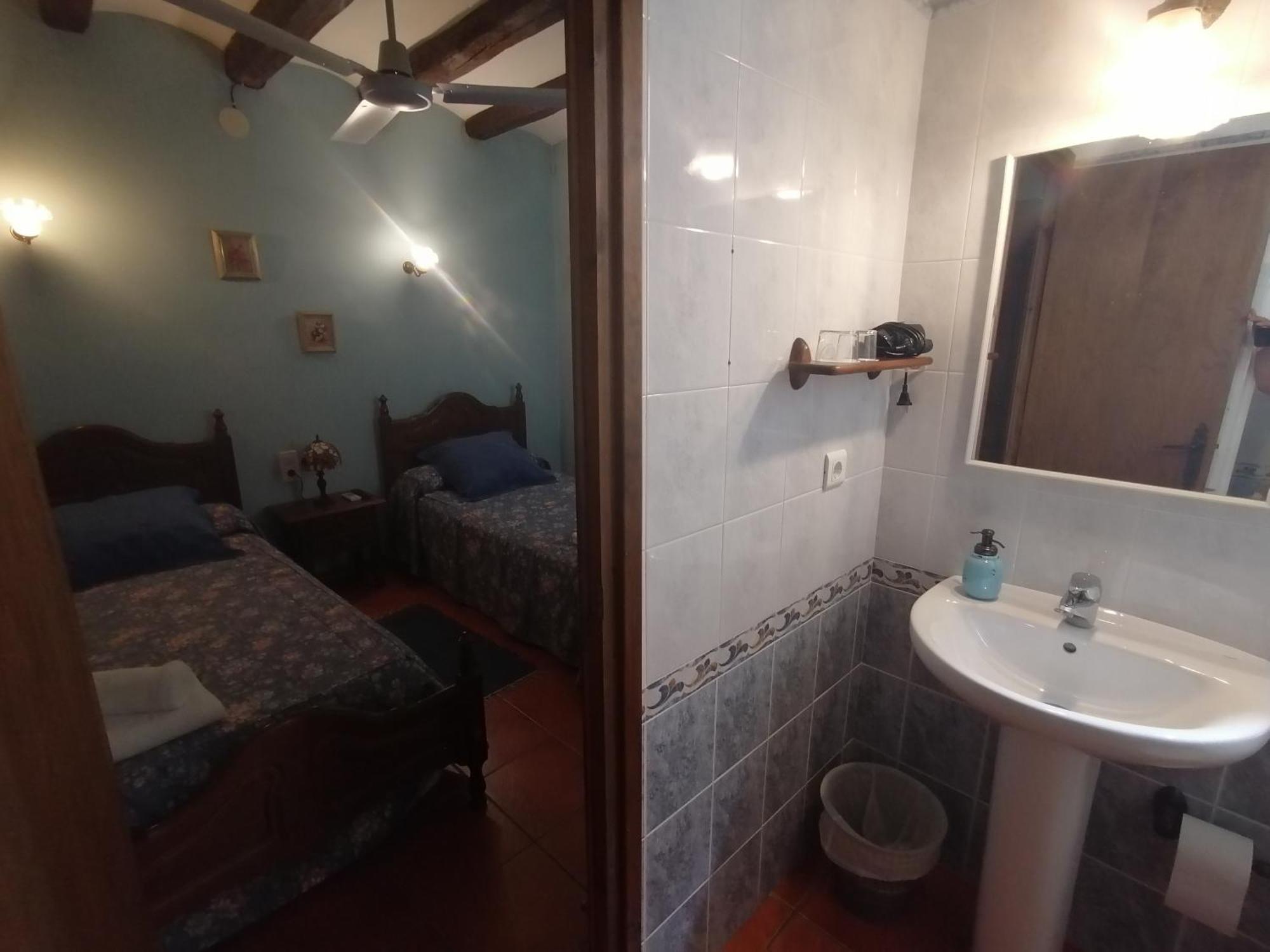 Bed and Breakfast Cal Pons Prades Zimmer foto